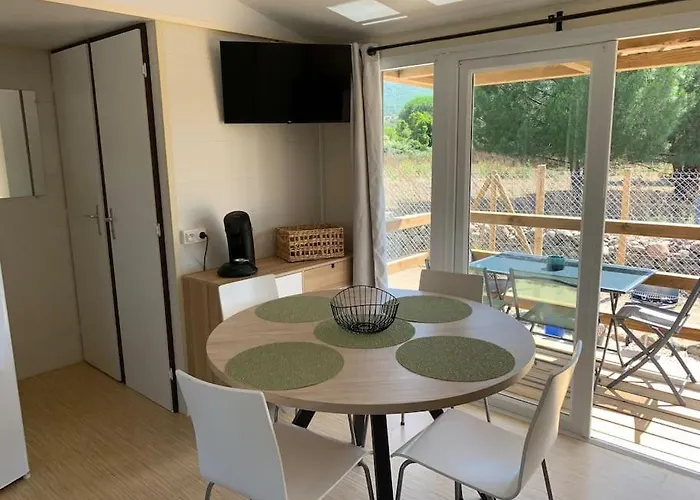 Mobil- A Дом отдыха Каленцана